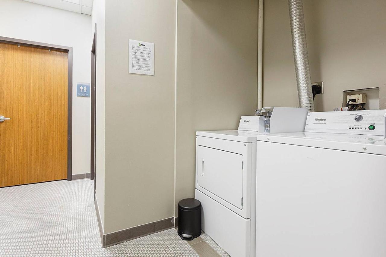 Studio Ready 4 Students & Traveling Professionals! 310 Appartement Boston Buitenkant foto